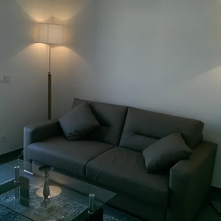 Rue Merle Apartman